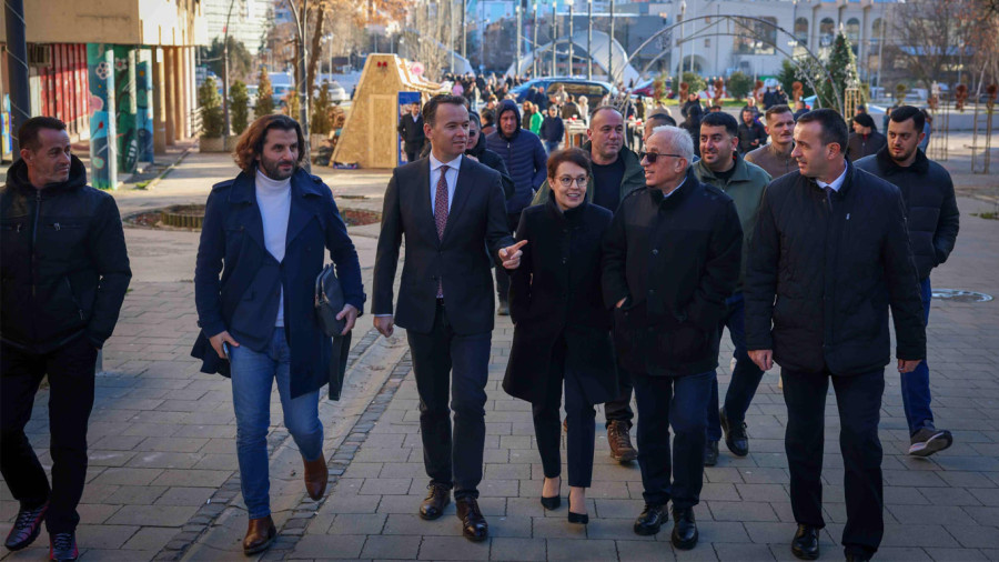 Sot, në Mitrovicë...